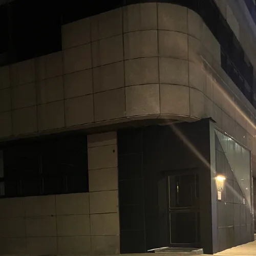 헤리티지 외부 출입구로 소개된 사진